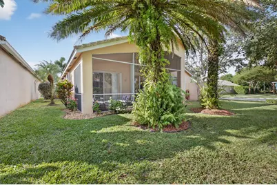 8197 Cavalli Way, Lake Worth, FL 33467 - Photo 32