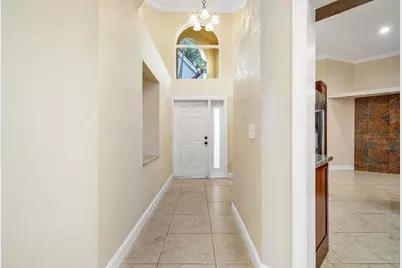 10017 NW 4th Street, Plantation, FL 33324 - Photo 4