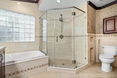 10017 NW 4th Street, Plantation, FL 33324 - Photo 12