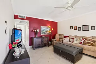 104 Oakridge, Deerfield Beach, FL 33442 - Photo 10