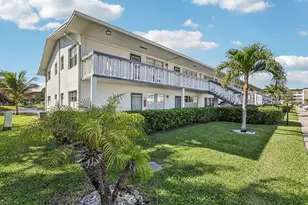 104 Oakridge, Deerfield Beach, FL 33442 - Photo 2