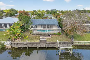 320 NE Surfside Ave, Port Saint Lucie, FL 34983 - Photo 52