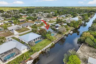 320 NE Surfside Ave, Port Saint Lucie, FL 34983 - Photo 68