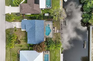 320 NE Surfside Ave, Port Saint Lucie, FL 34983 - Photo 66