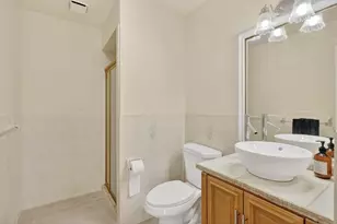 320 NE Surfside Ave, Port Saint Lucie, FL 34983 - Photo 32