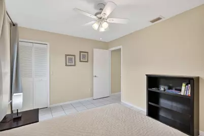 320 NE Surfside Avenue, Port Saint Lucie, FL 34983 - Photo 38