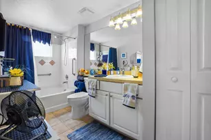 6101 Myrtlewood Cir W, Palm Beach Gardens, FL 33418 - Photo 14