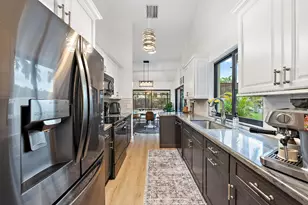 2805 Cuyahoga Ln, West Palm Beach, FL 33409 - Photo 10