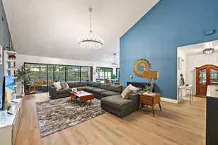 2805 Cuyahoga Ln, West Palm Beach, FL 33409 - Photo 6