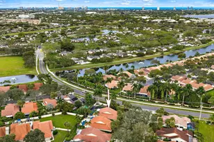 2805 Cuyahoga Ln, West Palm Beach, FL 33409 - Photo 38