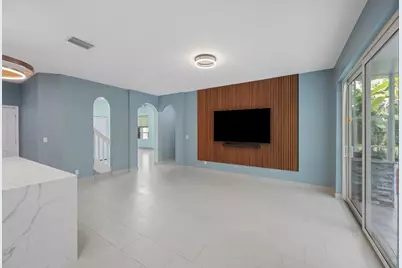 1222 Rose Gate Boulevard, Riviera Beach, FL 33404 - Photo 8