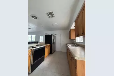 117 SE 4th Avenue, Deerfield Beach, FL 33441 - Photo 2