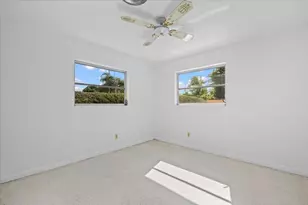 516 Sabal Palm Dr, West Palm Beach, FL 33403 - Photo 16