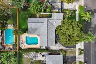 516 Sabal Palm Dr, West Palm Beach, FL 33403 - Photo 4