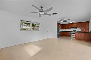 516 Sabal Palm Dr, West Palm Beach, FL 33403 - Photo 10