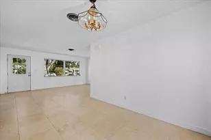 516 Sabal Palm Dr, West Palm Beach, FL 33403 - Photo 22