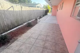 531 S C St, Lake Worth Beach, FL 33460 - Photo 12