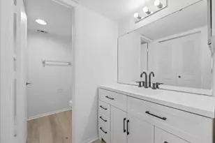 1536 SE Royal Green Cir, Port Saint Lucie, FL 34952 - Photo 14