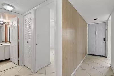 10837 W Clairmont Circle #208, Tamarac, FL 33321 - Photo 12