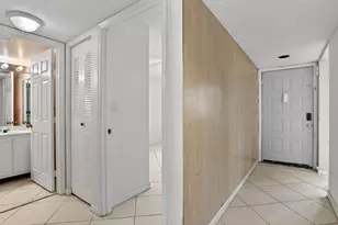 10837 W Clairmont Cir, Tamarac, FL 33321 - Photo 12