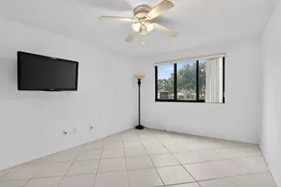 10837 W Clairmont Cir, Tamarac, FL 33321 - Photo 28