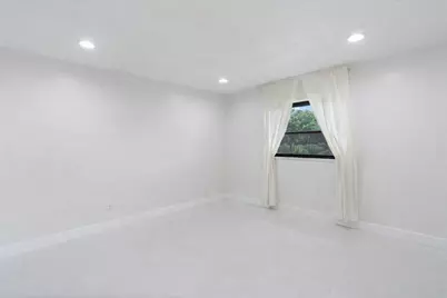 516 Muirfield Drive, Atlantis, FL 33462 - Photo 20