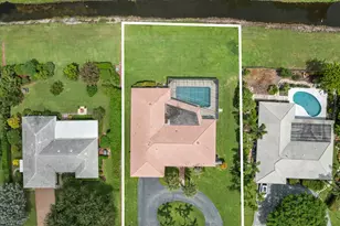 516 Muirfield Dr, Atlantis, FL 33462 - Photo 2