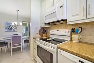 340 Main Blvd, Boynton Beach, FL 33435 - Photo 10