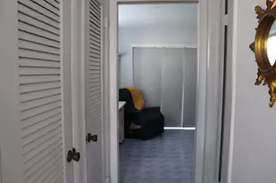 168 Burgundy, Delray Beach, FL 33484 - Photo 10