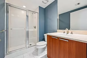 2650 Lake Shore Dr, Riviera Beach, FL 33404 - Photo 24