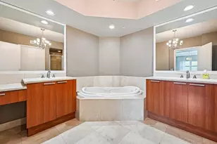 2650 Lake Shore Dr, Riviera Beach, FL 33404 - Photo 18