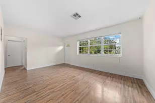 5401 Prairie Trail, West Palm Beach, FL 33405 - Photo 4