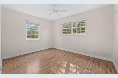 5401 Prairie Trail, West Palm Beach, FL 33405 - Photo 10