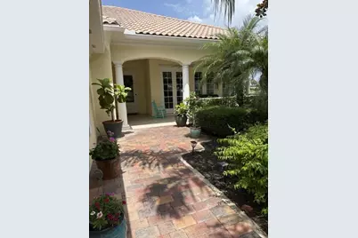 12381 SW Elsinore Drive, Port Saint Lucie, FL 34987 - Photo 2