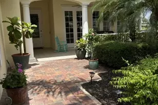 12381 SW Elsinore Dr, Port Saint Lucie, FL 34987 - Photo 2