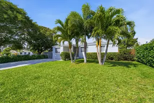 233 NW 6th Ave, Boynton Beach, FL 33435 - Photo 2
