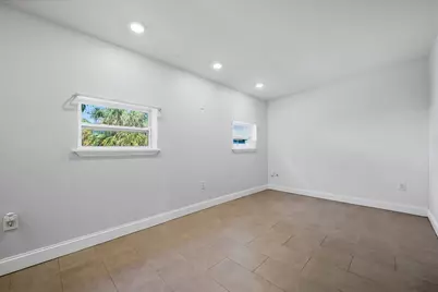 233 NW 6th Avenue, Boynton Beach, FL 33435 - Photo 12