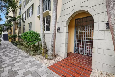 630 S Sapodilla Avenue #121, West Palm Beach, FL 33401 - Photo 4