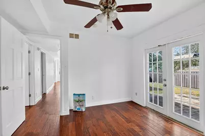 1011 W Lakewood Road, West Palm Beach, FL 33405 - Photo 18