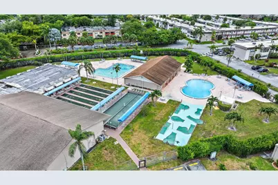 725 Lori Drive #111, Palm Springs, FL 33461 - Photo 18