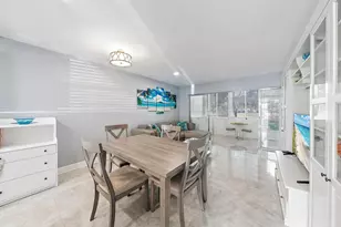 725 Lori Dr, Palm Springs, FL 33461 - Photo 6