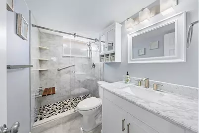 725 Lori Drive #111, Palm Springs, FL 33461 - Photo 10