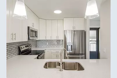 26 Plantation Drive #202, Vero Beach, FL 32966 - Photo 1