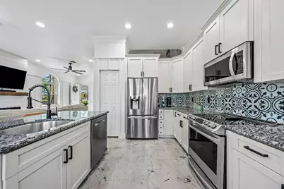 160 Barefoot Cove, Hypoluxo, FL 33462 - Photo 10