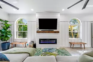 160 Barefoot Cove, Hypoluxo, FL 33462 - Photo 2