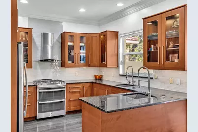 10779 Lake Wynds Court, Boynton Beach, FL 33437 - Photo 12