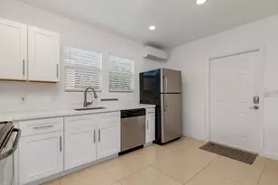 2350 Parker Ave, West Palm Beach, FL 33401 - Photo 4