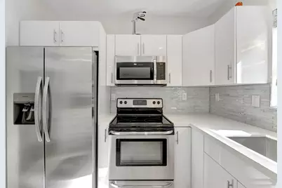 1450 N Riverside Drive #103, Pompano Beach, FL 33062 - Photo 8