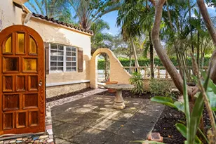 735 Colonial Rd, West Palm Beach, FL 33405 - Photo 8