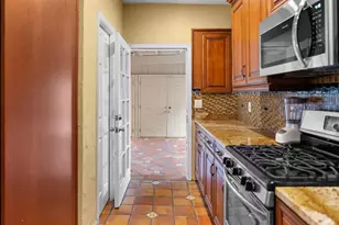 735 Colonial Rd, West Palm Beach, FL 33405 - Photo 28